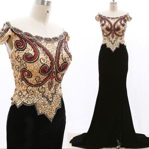 EVENING GOWN